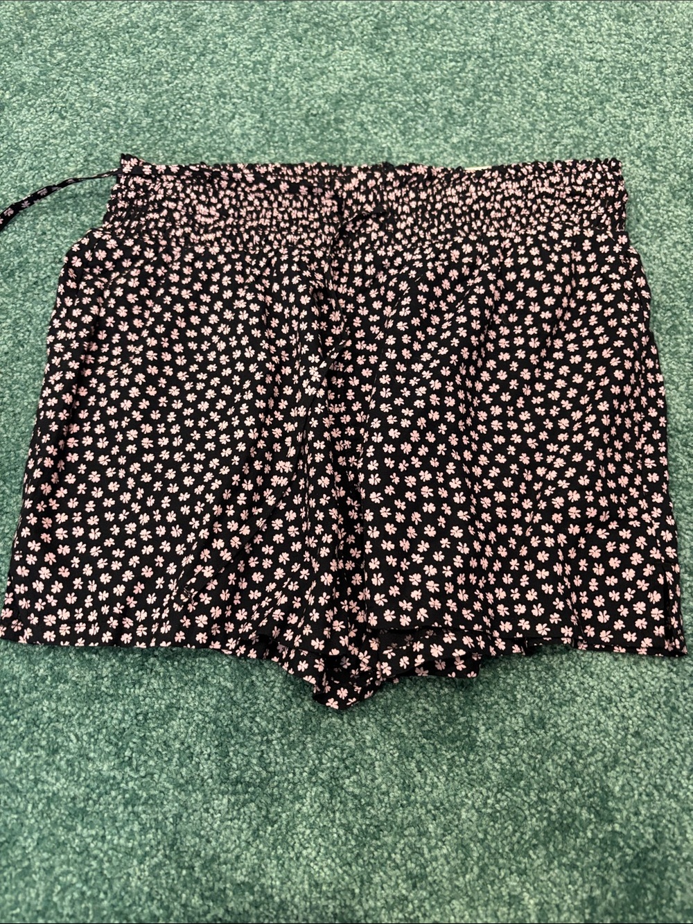 SO High Rise Soft Shorts Black Pink Floral Size Small NWT